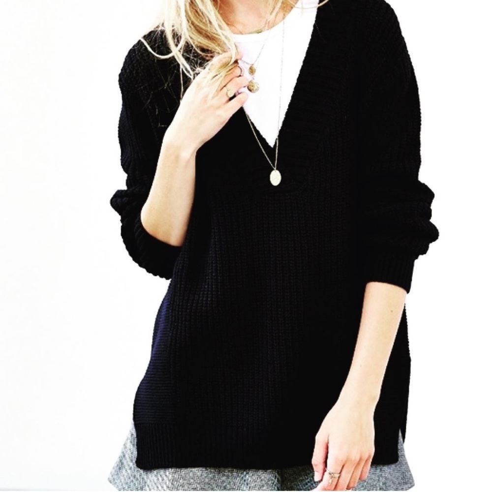 Urban Outfitters navy cool down v-neck sweater